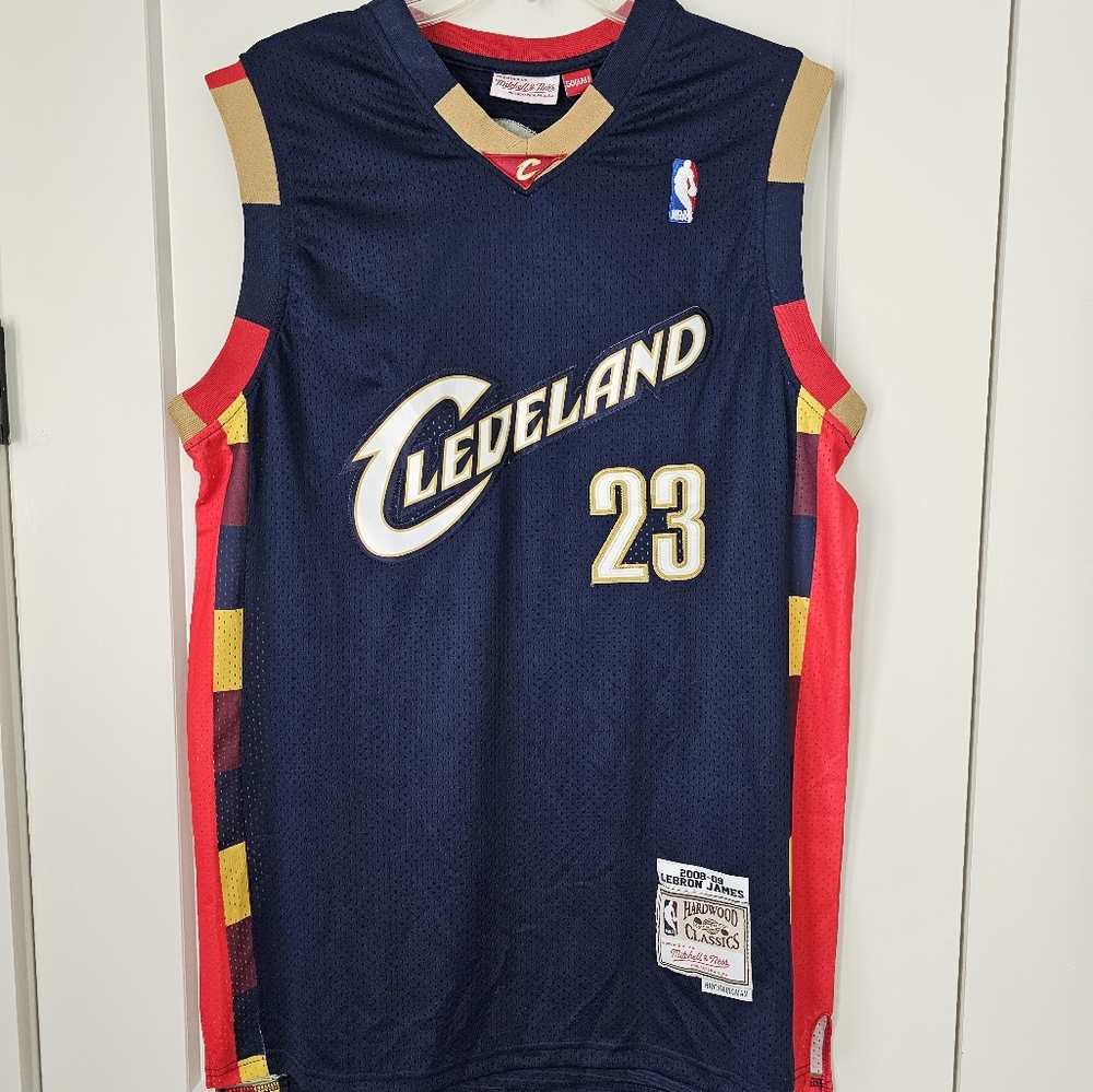 Men's LeBron James Jersey Cleveland Cavaliers 2008/09 Authentic Mitchell & Ness